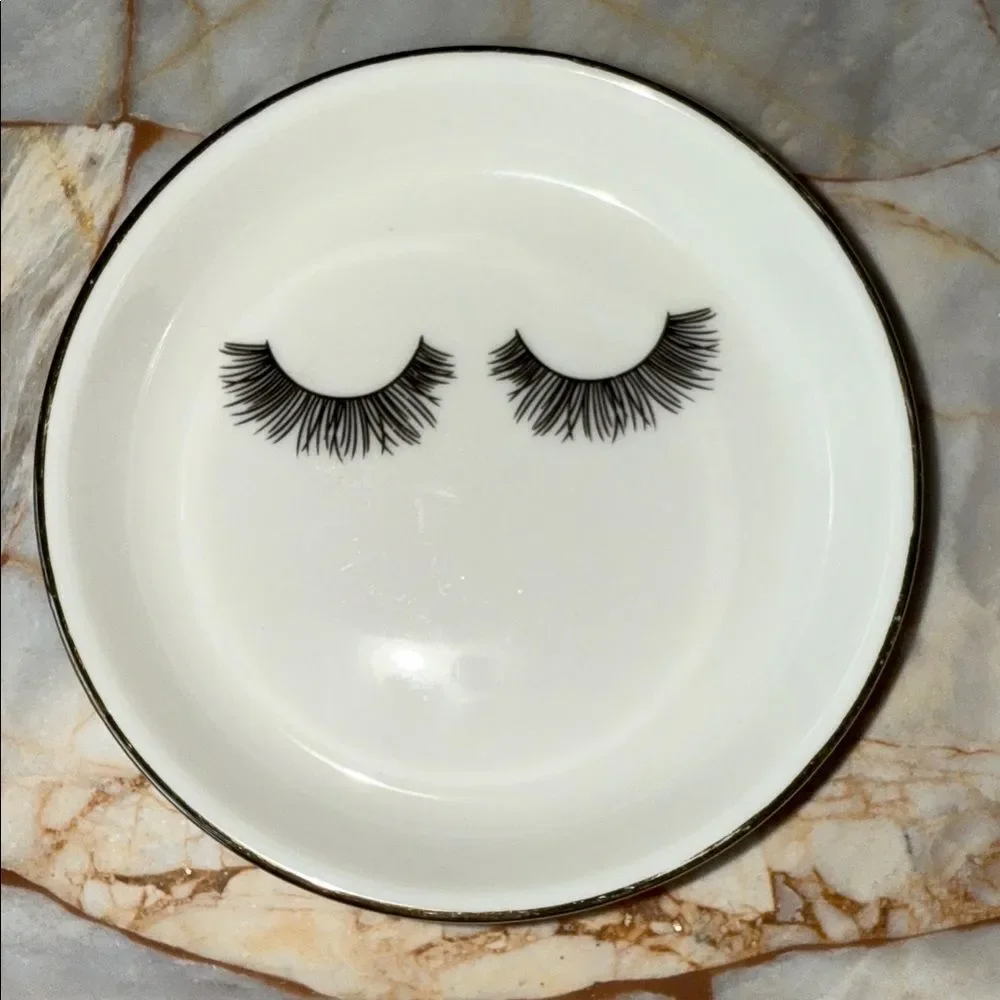 White Ceramic Eyelash Trinket Dish Gold Rim Jewelry Tray Round 4 Inch